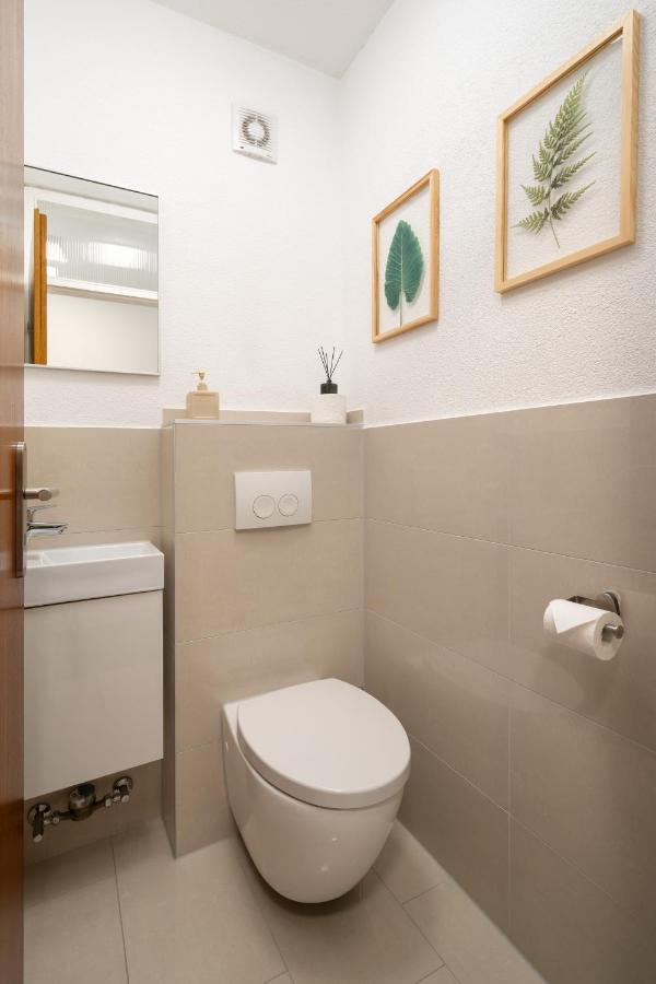 Unique Zentral Gelegene 2 Zimmer Maisonettewohnung Inkl Tiefgaragenplatz Villingen-Schwenningen Extérieur photo